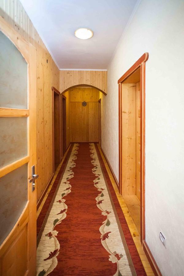 Hotel Lisoviy Zatyshok, Z Vidkrutum Litnim Baseynom Slavske Exterior foto